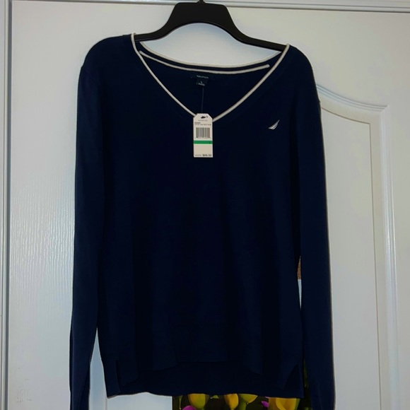 Navy Blue Nautica Sweater Sz Large - Picture 1 of 2